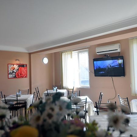 Sun Rise Hotel Tbilisi Ngoại thất bức ảnh