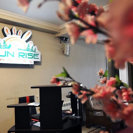 Sun Rise Hotel Tbilisi Ngoại thất bức ảnh