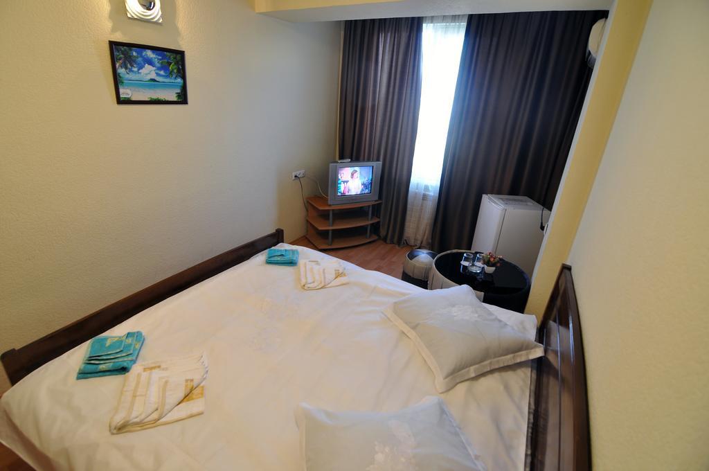 Sun Rise Hotel Tbilisi Phòng bức ảnh