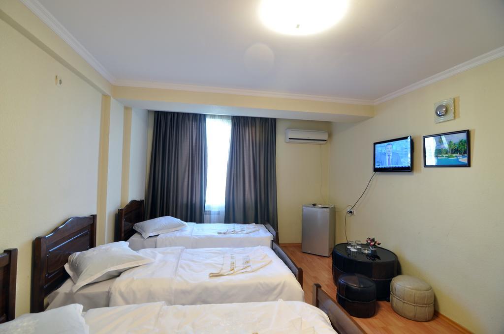 Sun Rise Hotel Tbilisi Phòng bức ảnh